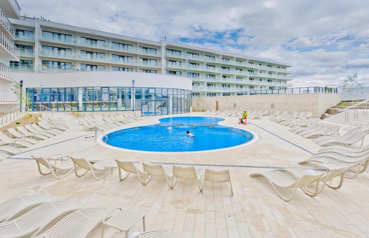 Aqua Resort Apartments-Aqua Park No Limit, Parking 코워브제크 외부 사진